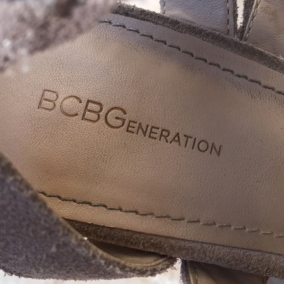 BCBG Tan Leather Heels - Picture 9 of 13